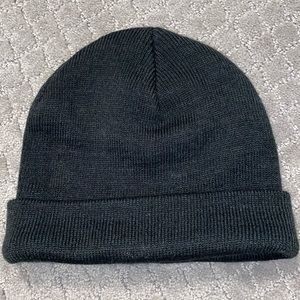 🦋4/$20 SALE - Boys O/S black beanie from target